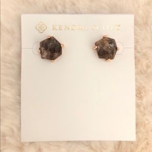 NWOT Kendra Scott Ellms Stud earrings